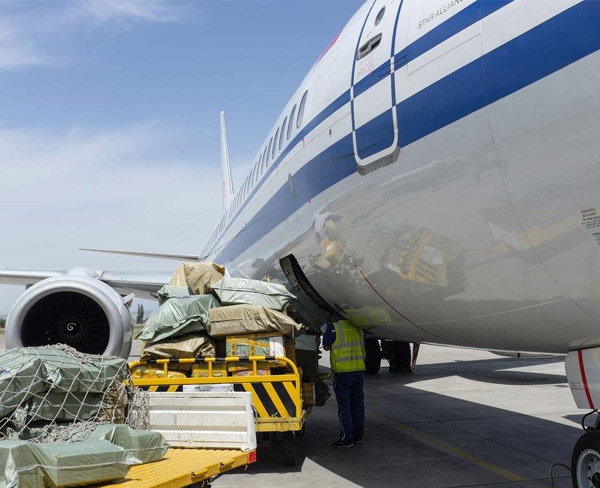 空運發(fā)貨有哪些注意事項(圖1) 空運發(fā)貨有哪些注意事項(圖1)